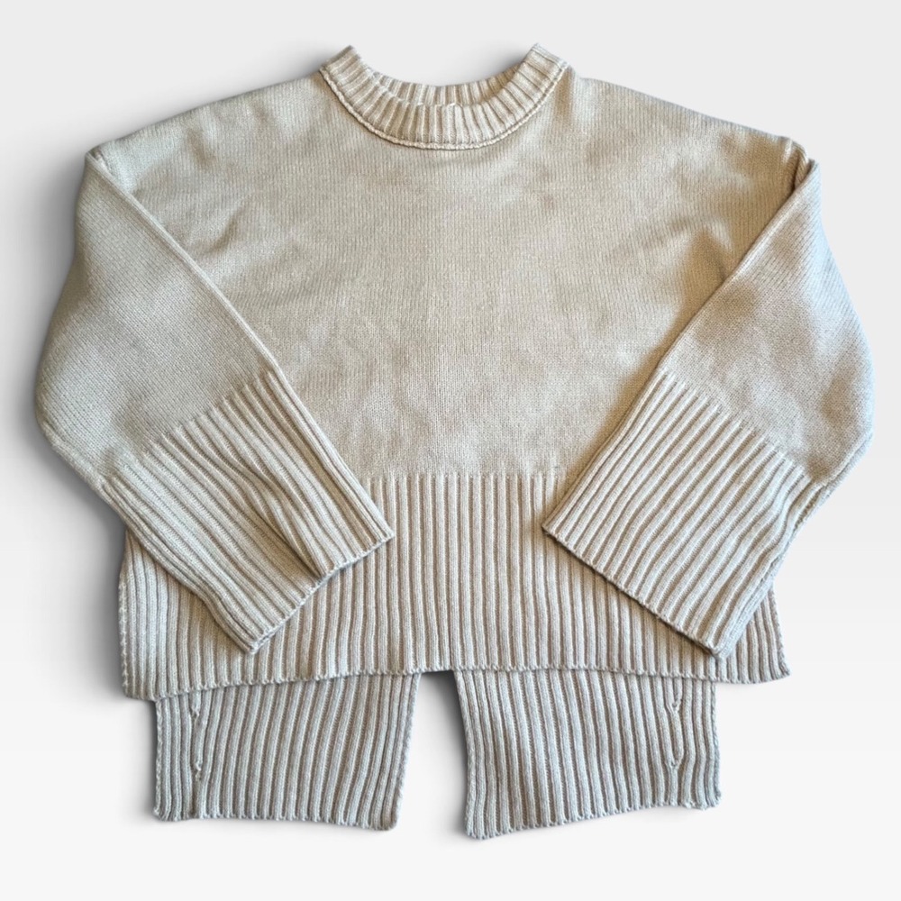 New In Cream Layered Split Hem Ribbed Knit Sweater 12W2761N Small - Picture 3 of 8